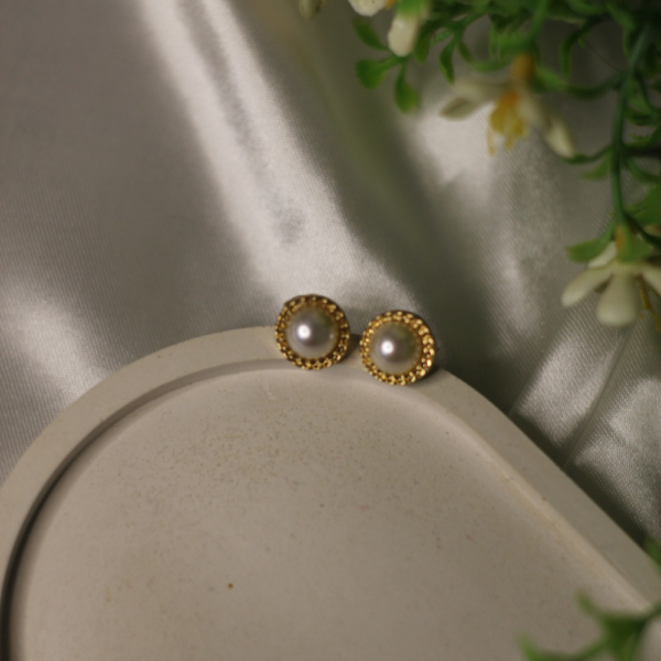 Beaded Pearl Studs - Image 4