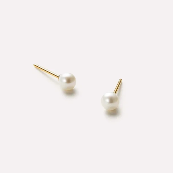 Pearl Studs