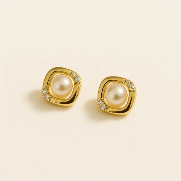 Rhombus Pearl Studs